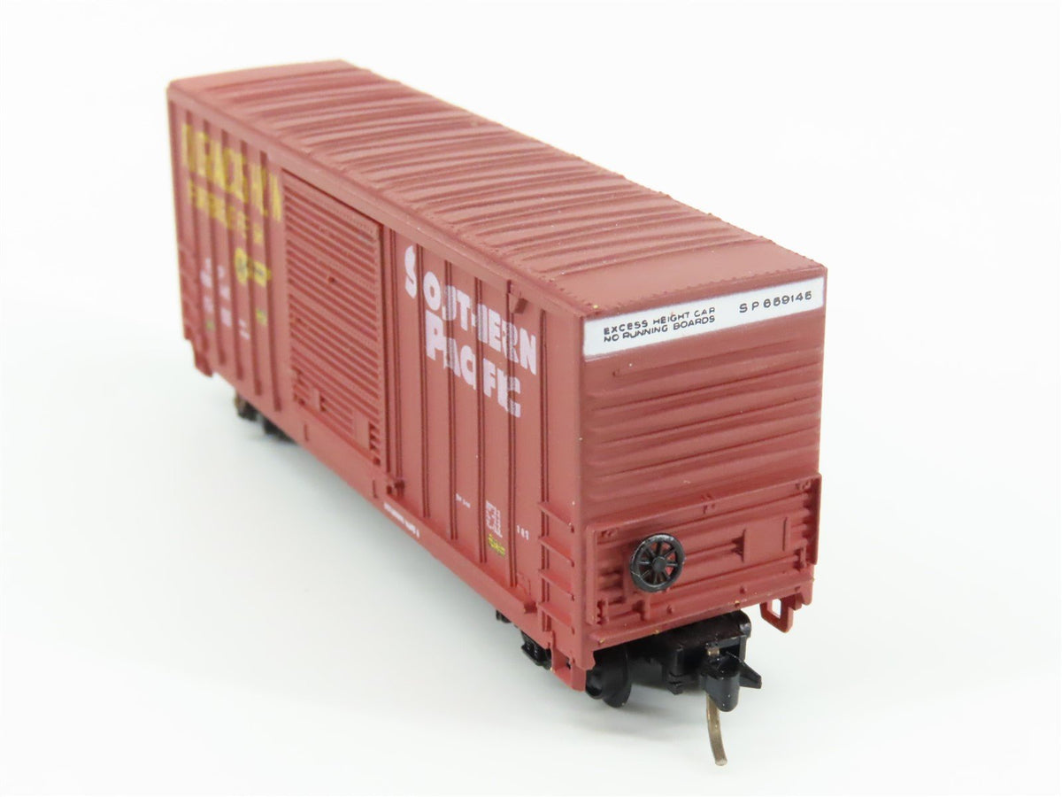 N Scale Atlas SP Southern Pacific 40&#39; High Cube Boxcar 659145