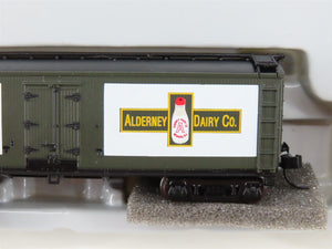 N Scale Athearn 11601 NMCX Alderney Dairy 40' Wood Milk Reefer 101