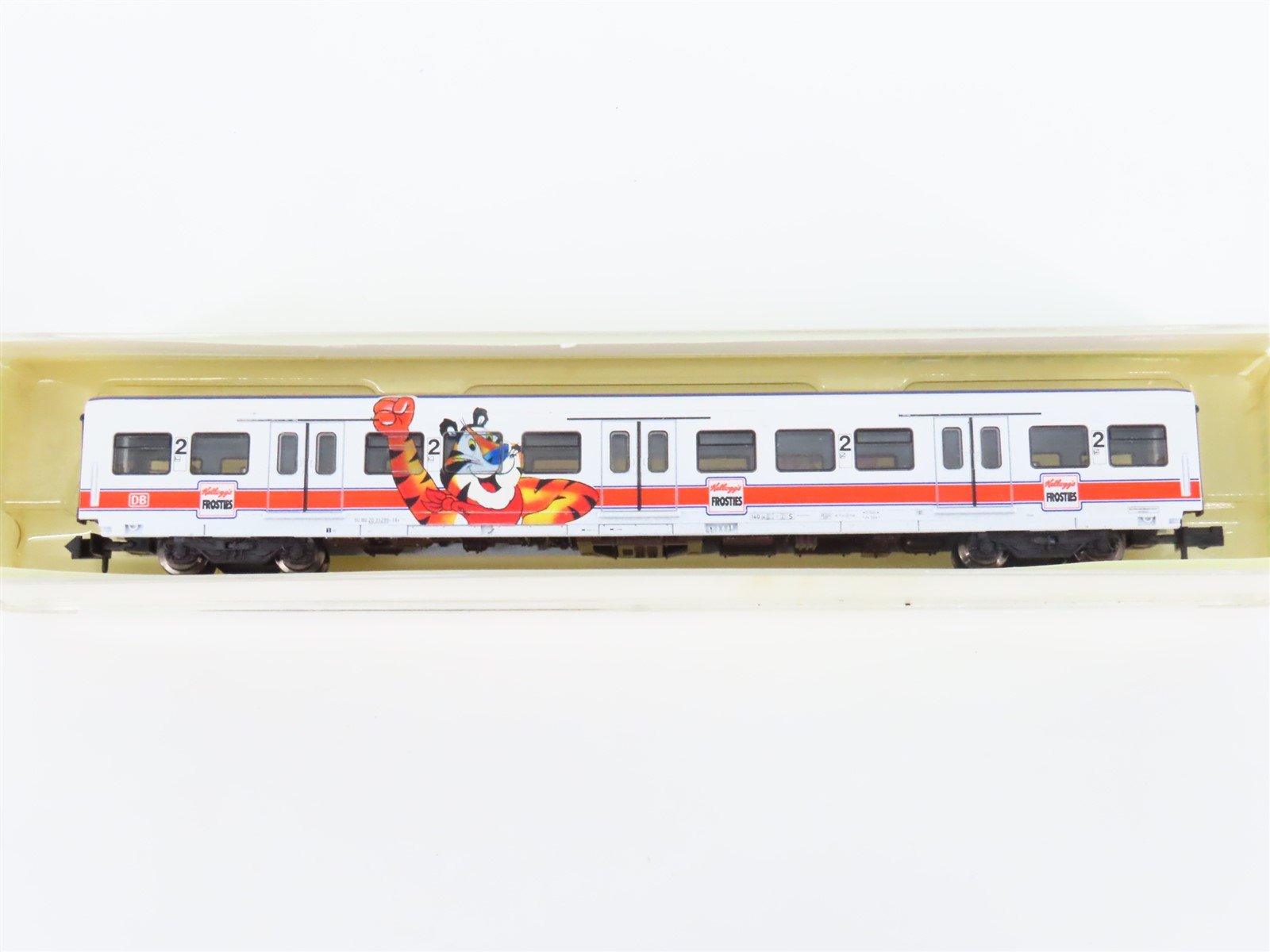 N Minitrix 13399K DB S-Bahn "Kellogg's Frosties / Tony Tiger" Coach Passenger