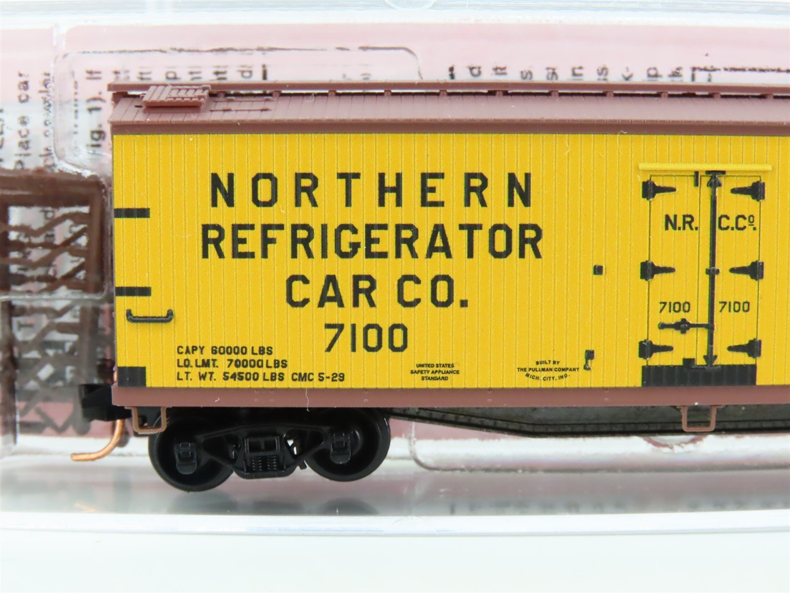 N Micro-Trains MTL NSE 19-01 NRCC Northern Refrigerator Car Co 40' Reefer #7100
