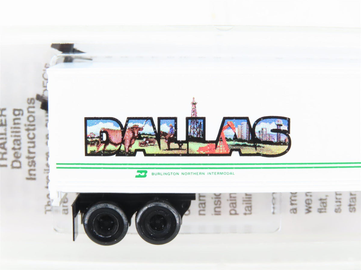 N Scale Micro-Trains MTL 67180 BN Intermodal &quot;Dallas&quot; Semi Trailer BNZ 237833