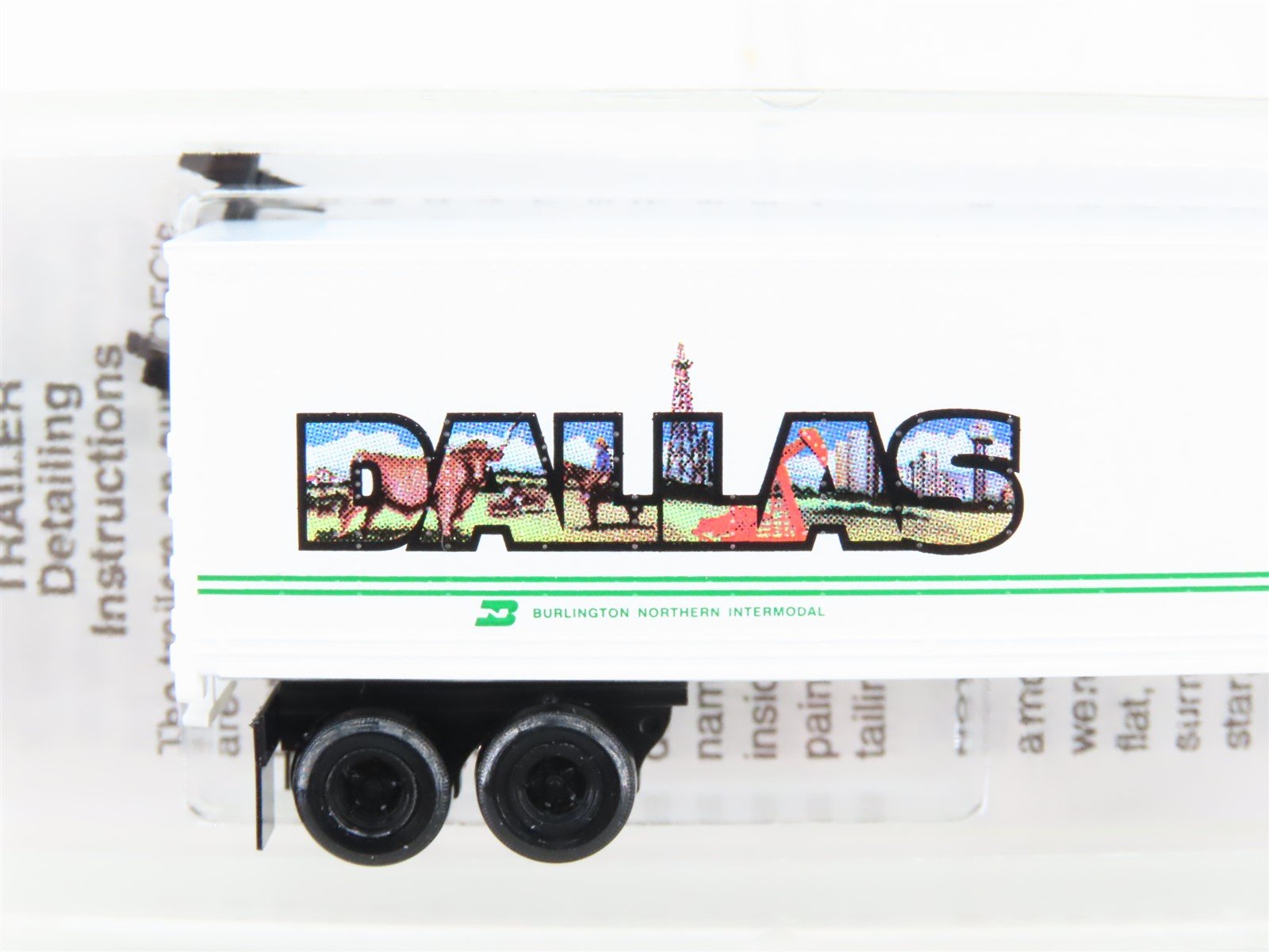 N Scale Micro-Trains MTL 67180 BN Intermodal 