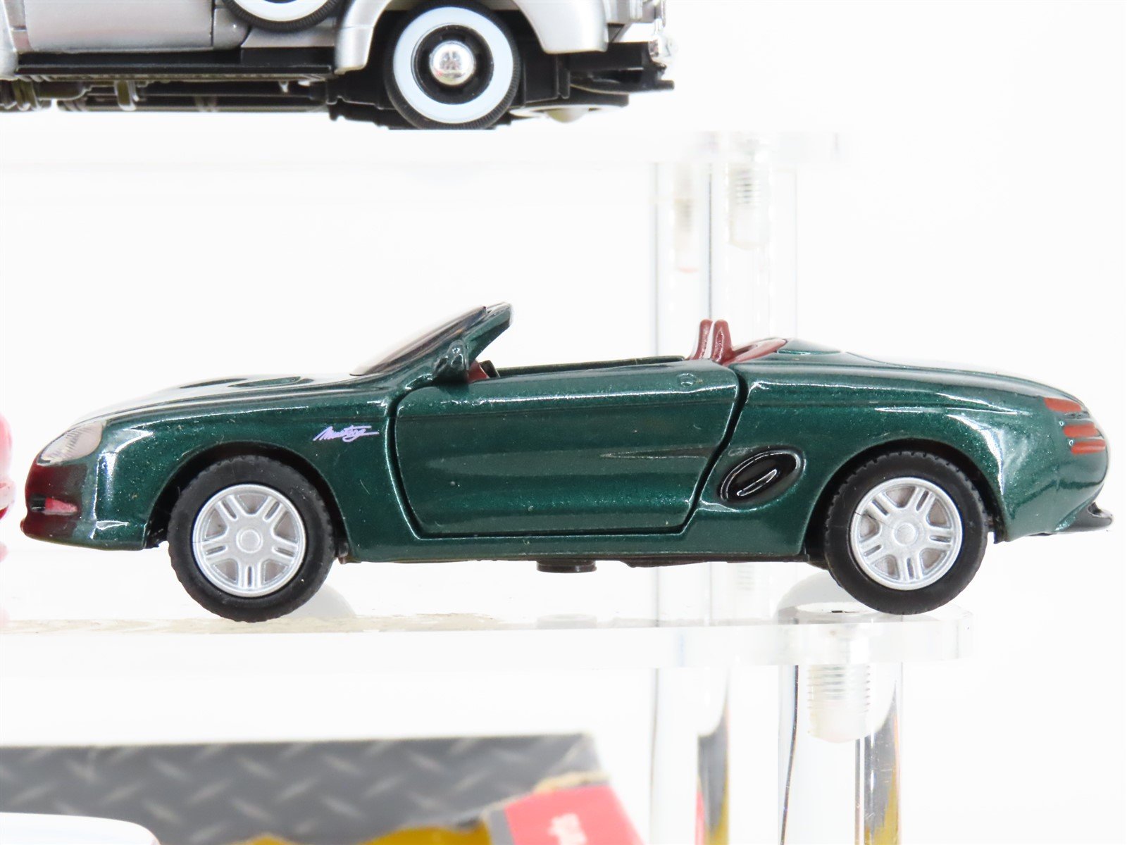 1:43 & 1:36 Scale Fast Lane #62028 Die-Cast Vehicles Set of 8