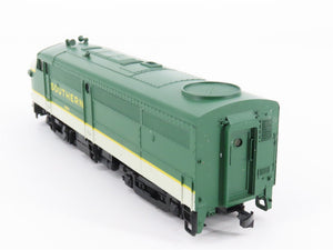 HO Scale Walthers Southern Railway FA/FB Diesel Locomotive Set
