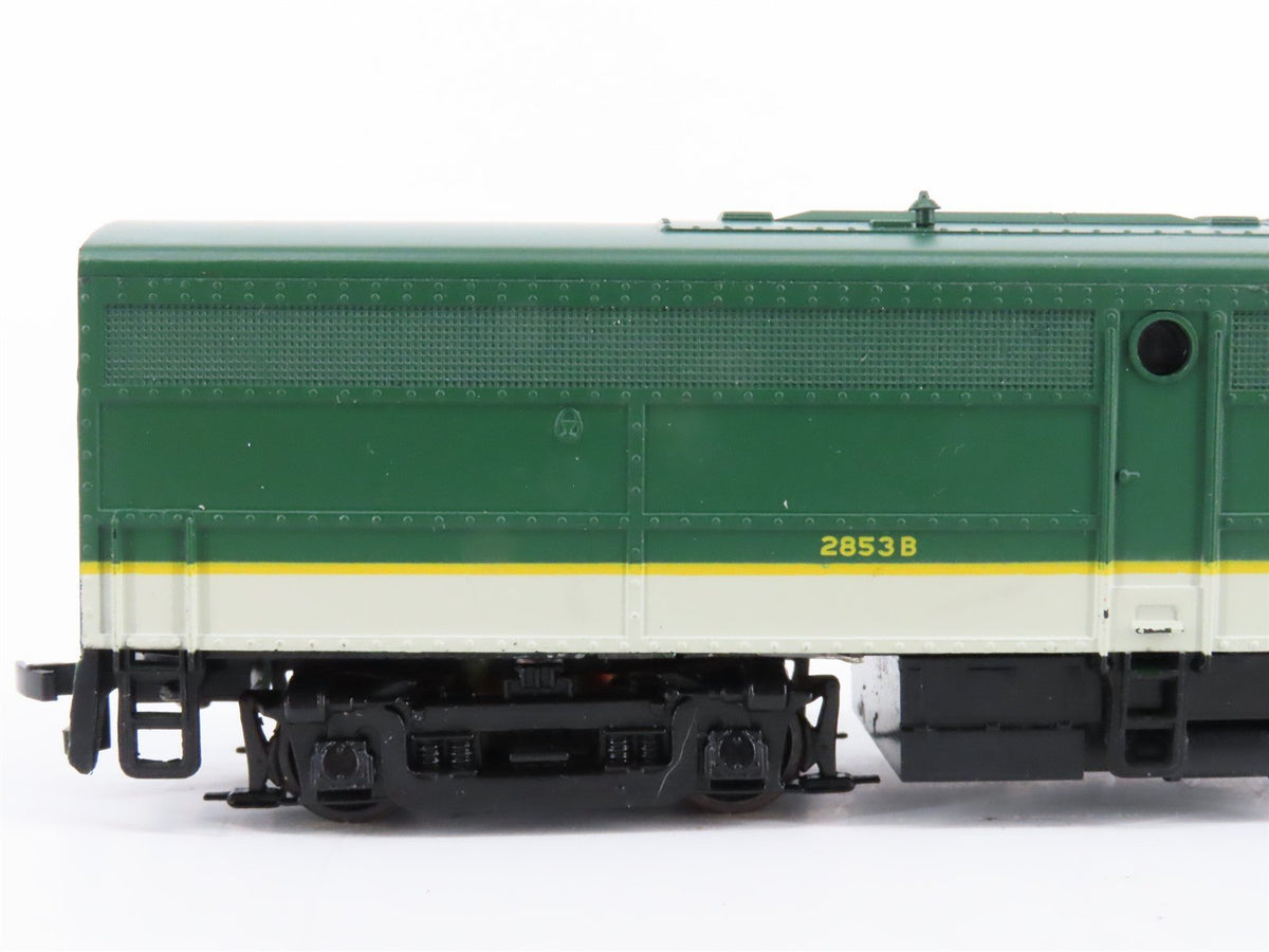 HO Scale Walthers Southern Railway FA/FB Diesel Locomotive Set