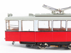 HO Scale Liliput 19000 Unlettered Red European Electric Trolley & Trailer Set