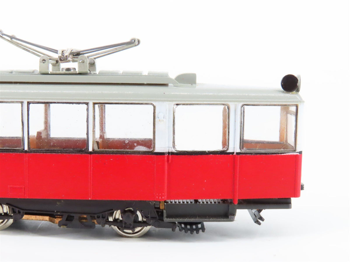 HO Scale Liliput 19000 Unlettered Red European Electric Trolley &amp; Trailer Set