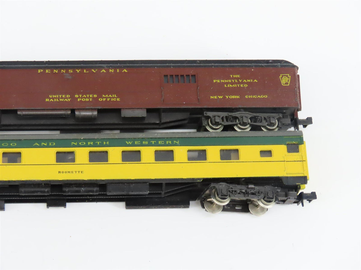 LOT of 9 N Scale CNW/ATSF/PRR/UP/B&amp;O Coach, Baggage, Obs Passenger Cars
