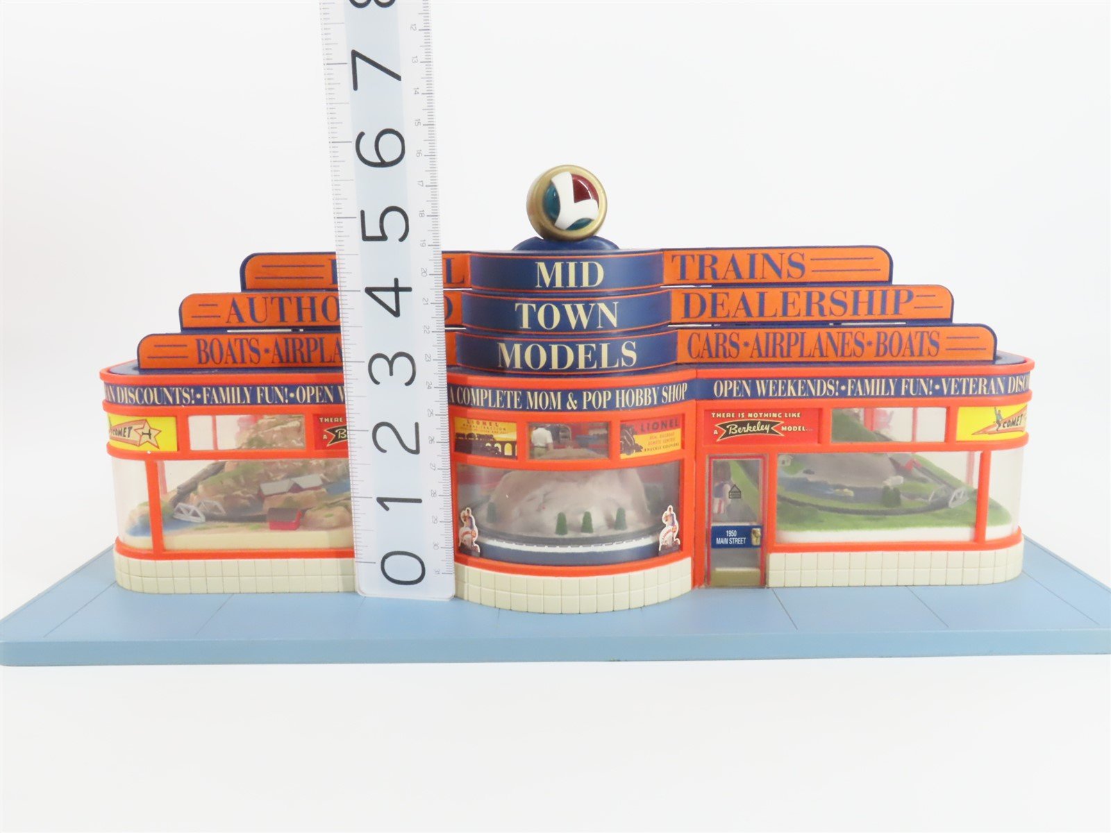 O 1/48 Scale Lionel 6-32998 Hobby Shop