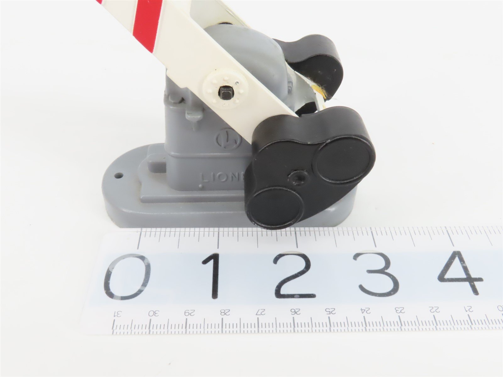 O 1/48 Scale Lionel 6-22947 Mainline Die-Cast Automatic Crossing Gate