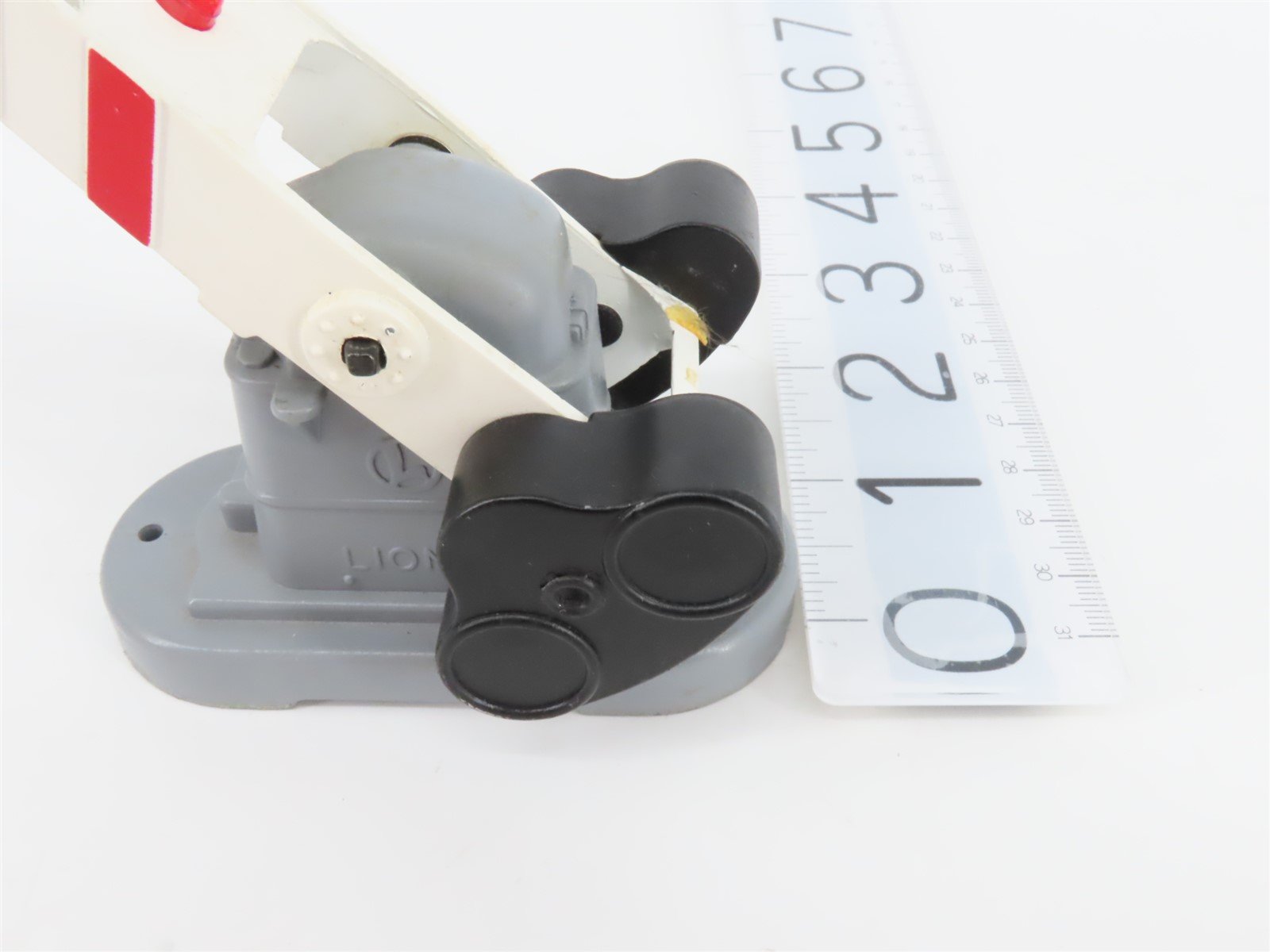 O 1/48 Scale Lionel 6-22947 Mainline Die-Cast Automatic Crossing Gate