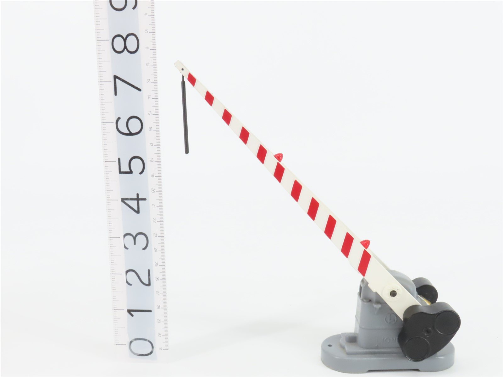 O 1/48 Scale Lionel 6-22947 Mainline Die-Cast Automatic Crossing Gate