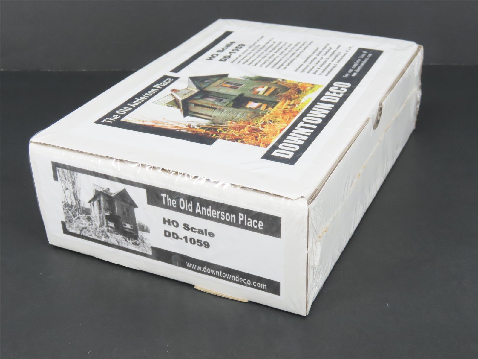 HO 1/87 Scale Downtown Deco Kit DD-1059 The Old Anderson Place - SEALED