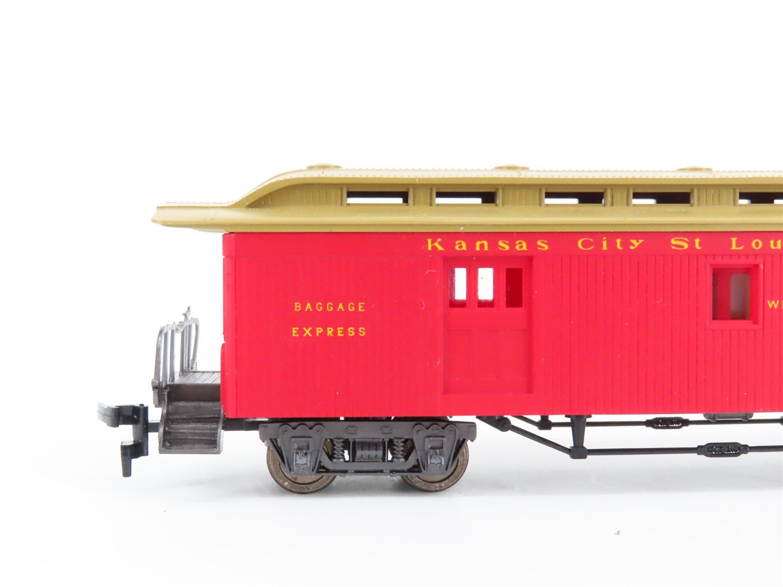 HO Scale Rivarossi 6986 Kansas City, St. Louis & Chicago Passenger 4-Car Set