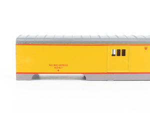 HO Con-Cor 0001-000921 UP Union Pacific 72' RPO/Baggage Passenger Car #5804 Kit