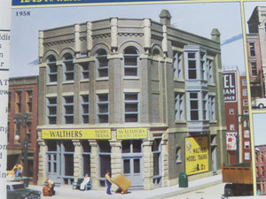 HO Scale Magnuson Models Kit 439-542 1245 N. Water Street