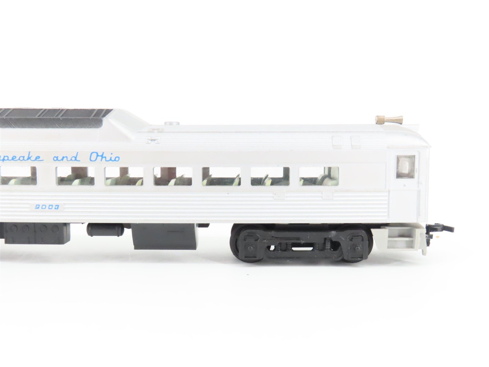HO Scale ATT C&O Chesapeake & Ohio RDC Passenger Railcar UNPOWERED