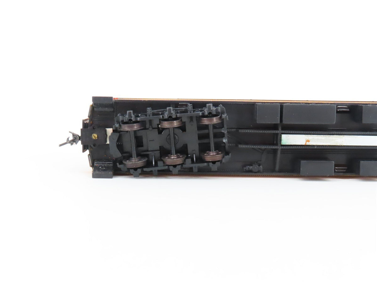 HO Scale IHC 49191 CM&amp;STP Milwaukee Road Coach Passenger Car &quot;Chicago&quot;