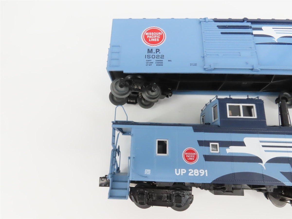 LOT of 2 O Gauge 3-Rail Lionel MP Mo-Pac &amp; UP/MP Heritage Caboose &amp; Box Car