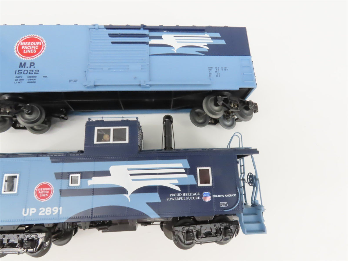 LOT of 2 O Gauge 3-Rail Lionel MP Mo-Pac &amp; UP/MP Heritage Caboose &amp; Box Car
