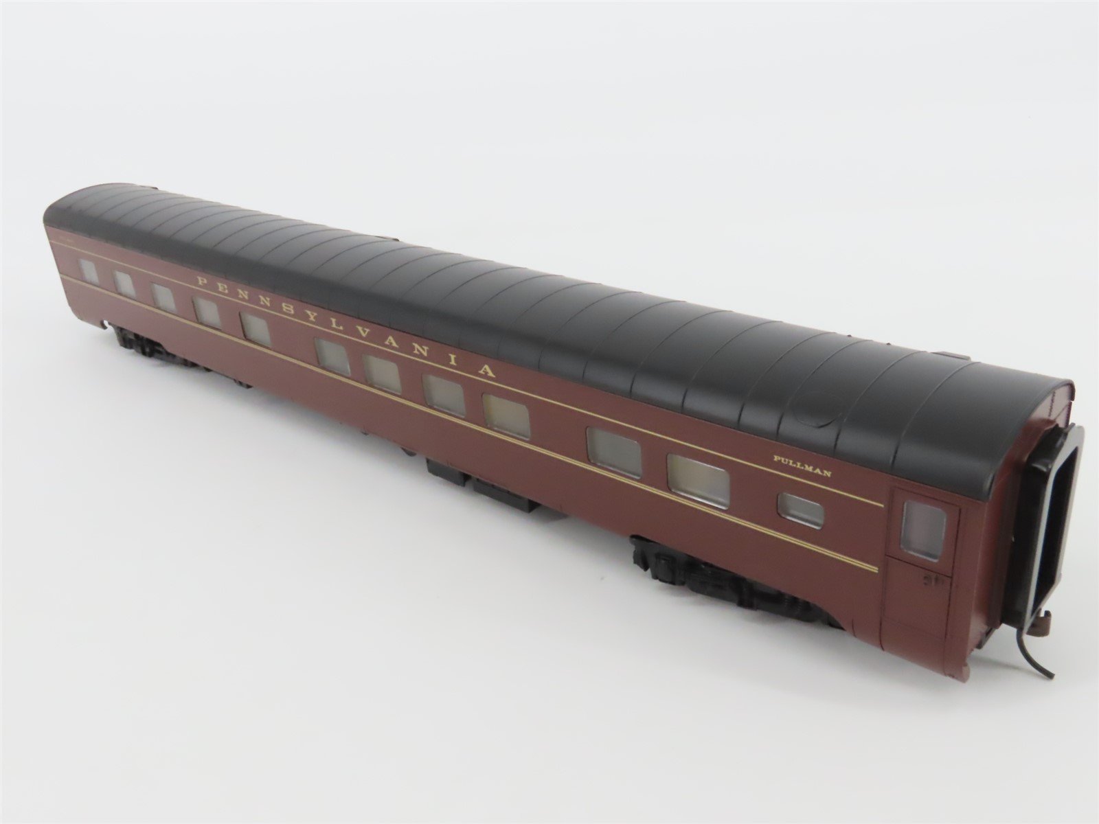 HO Walthers 932-6847 PRR Pennsylvania Pullman Plan 4140 10-6 Sleeper Passenger