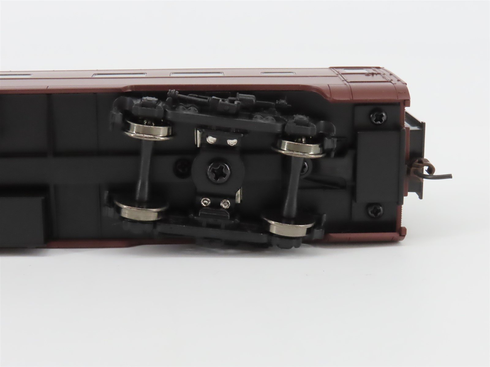 HO Walthers 932-6847 PRR Pennsylvania Pullman Plan 4140 10-6 Sleeper Passenger