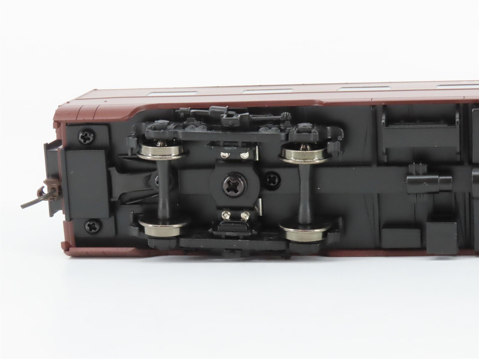 HO Walthers 932-6847 PRR Pennsylvania Pullman Plan 4140 10-6 Sleeper Passenger