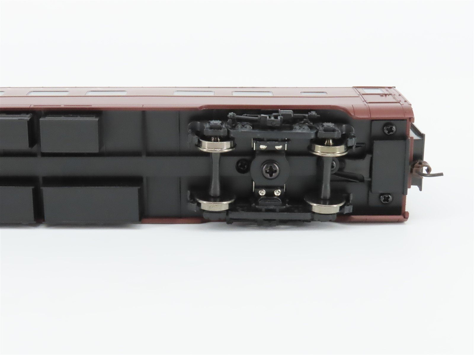 HO Walthers 932-6847 PRR Pennsylvania Pullman Plan 4140 10-6 Sleeper Passenger