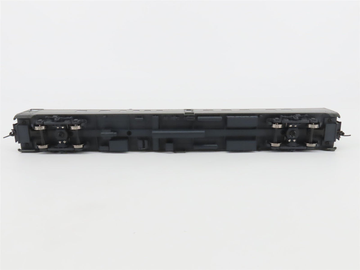 HO Scale Walthers 20th Century Limited 932-9318 NYC Kitchen Dormitory Passenger
