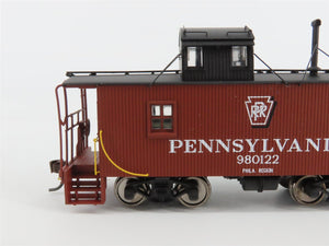 HO Walthers Platinum 932-7642 PRR N6B Offset Cupola Wood Caboose #980122