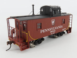 HO Walthers Platinum 932-7642 PRR N6B Offset Cupola Wood Caboose #980122