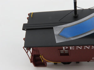 HO Walthers Platinum 932-7643 PRR N6B Offset Cupola Wood Caboose #981793