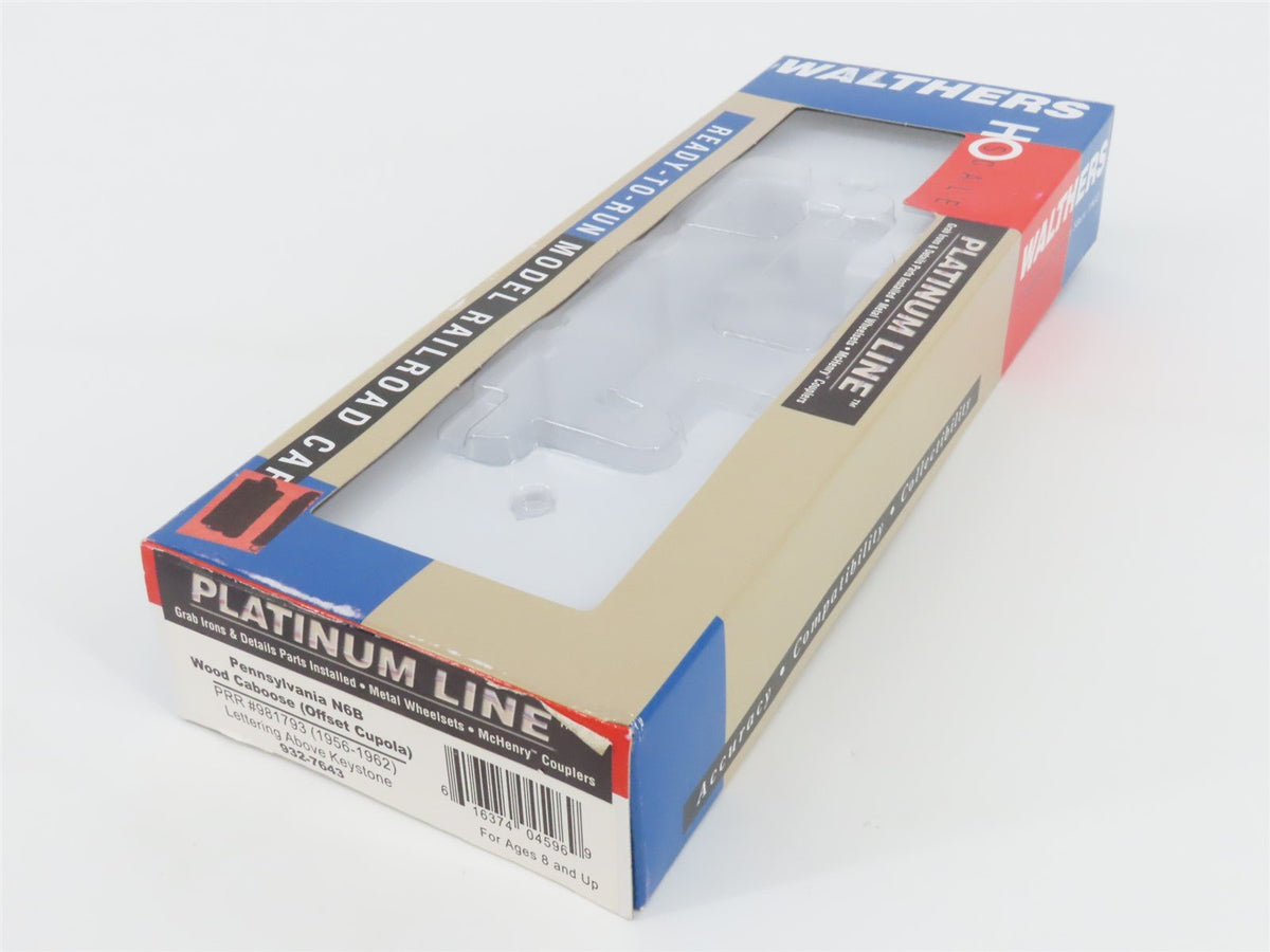 HO Walthers Platinum 932-7643 PRR N6B Offset Cupola Wood Caboose #981793