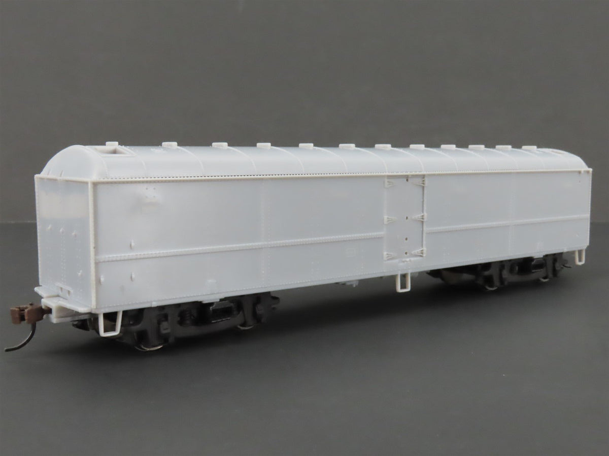 HO Scale Walthers 932-5880 PRR Pennsylvania R50B Undecorated Express Reefer