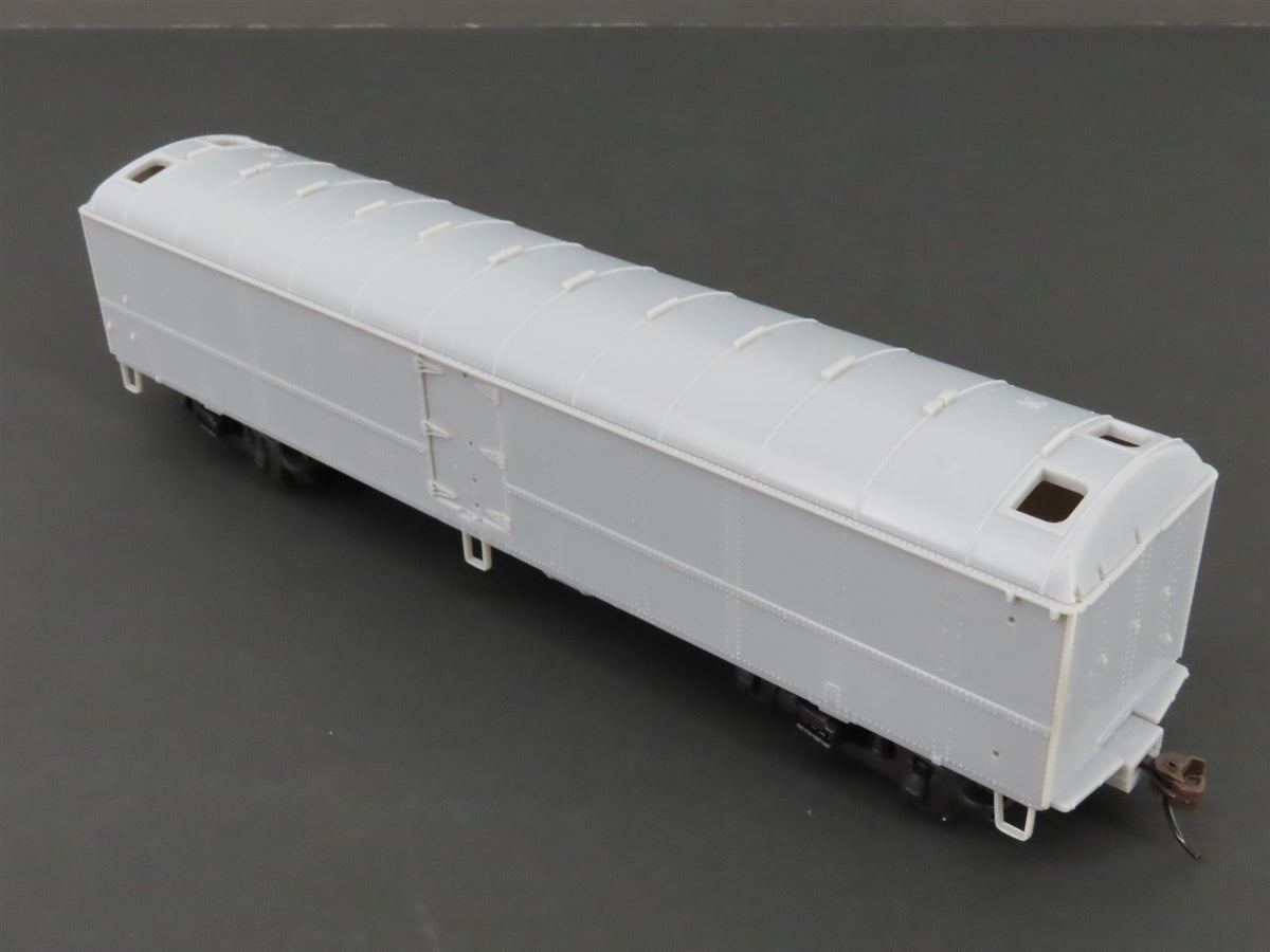 HO Scale Walthers 932-5880 PRR Pennsylvania R50B Undecorated Express Reefer