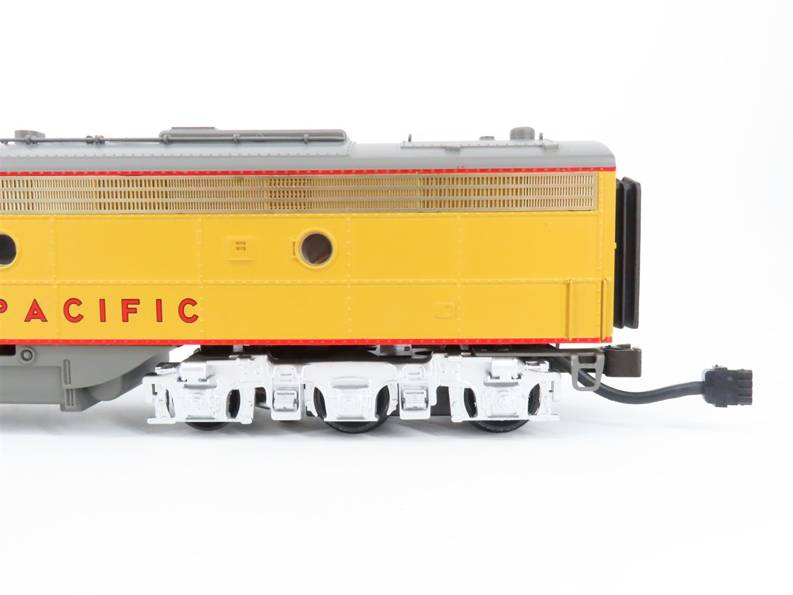 O Gauge 3-Rail MTH 20-2208-1 UP Union Pacific A/B/A Diesel Loco Set w/Sound