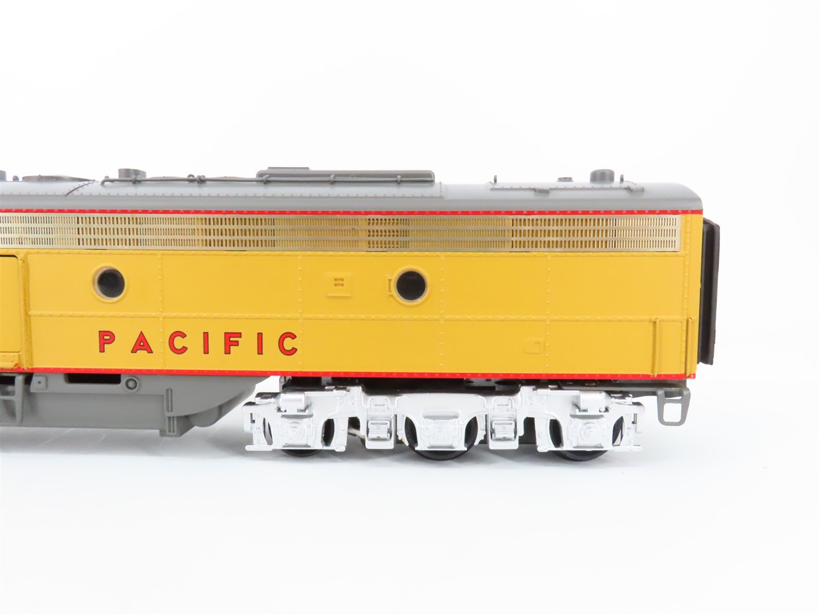 O Gauge 3-Rail MTH 20-2208-1 UP Union Pacific A/B/A Diesel Loco Set w/Sound