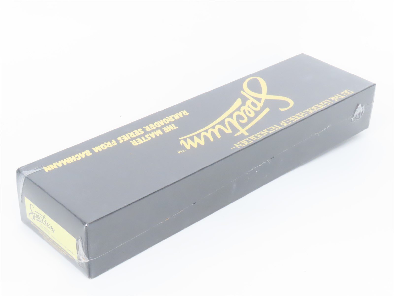 HO Scale Bachmann Spectrum 89015 PRR Pennsylvania Coach Passenger #3818 - Sealed