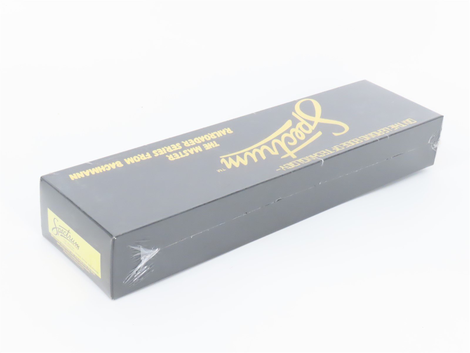 HO Scale Bachmann Spectrum 89002 PRR Pennsylvania Coach Passenger #4535 - Sealed