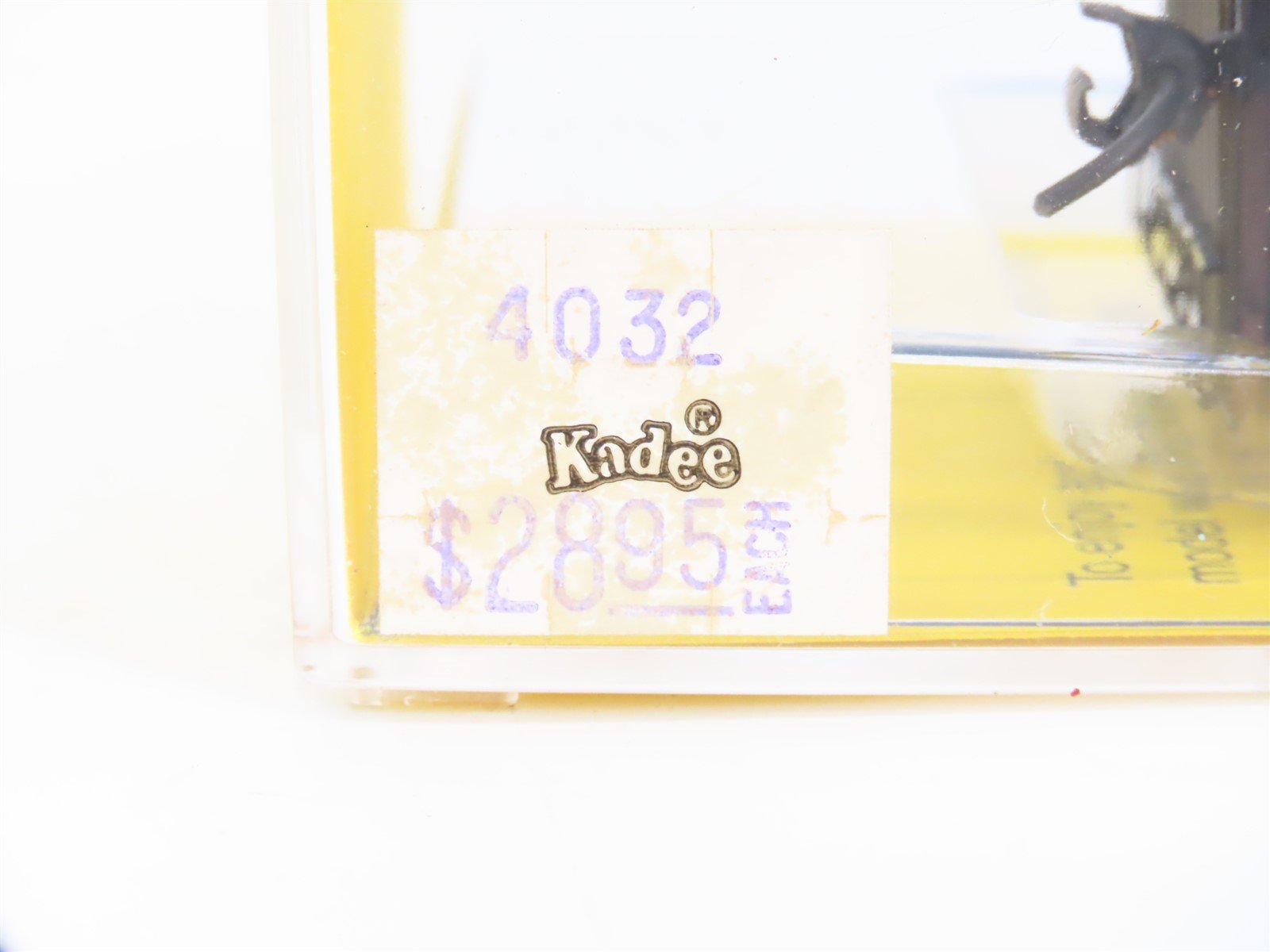 HO Scale Kadee 4032 NYC New York Central Single Door Box Car #169000 - Sealed