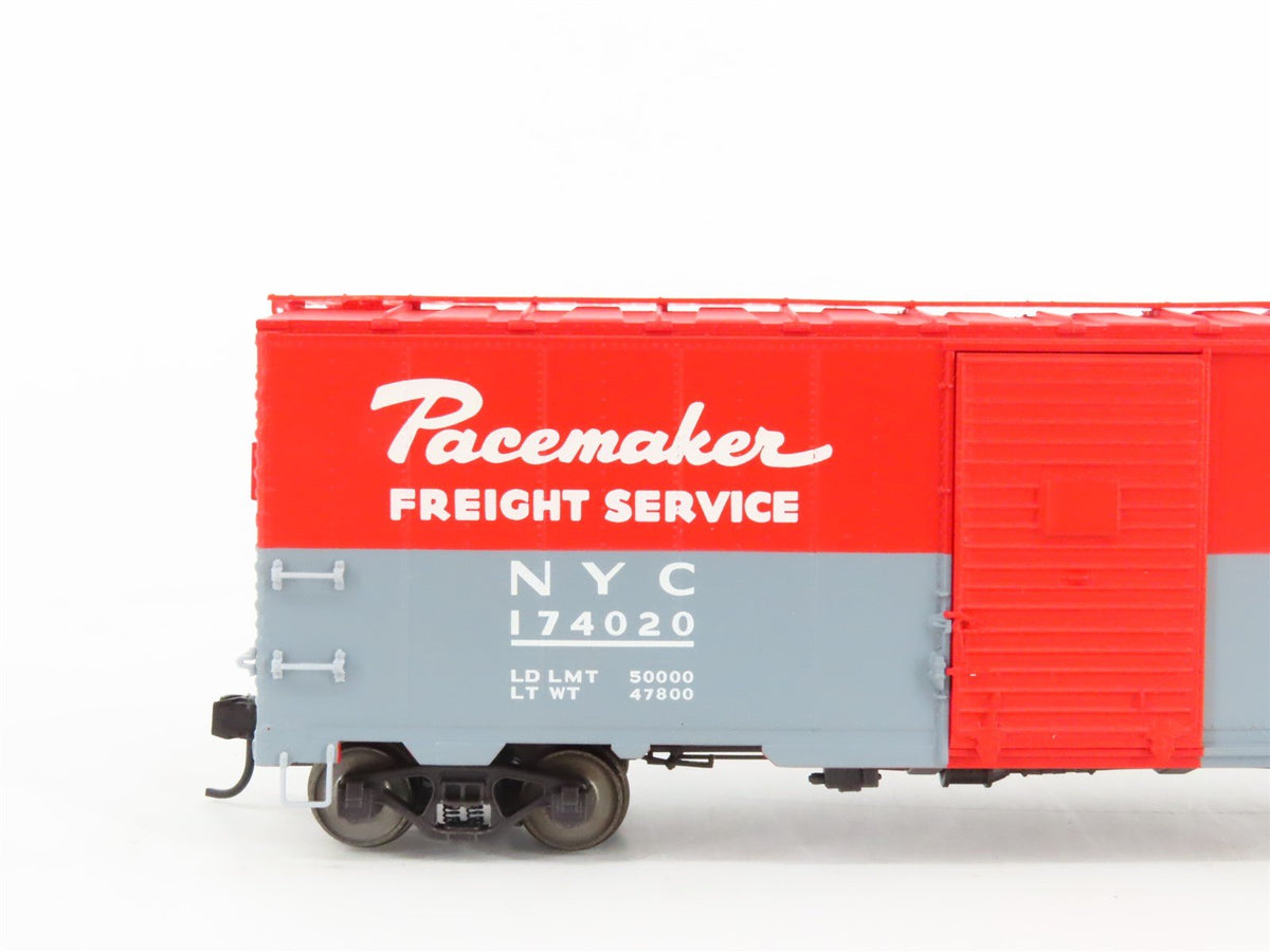 HO Scale Trix 24902-1 NYC New York Central Pacemaker Single Door Box Car #174020