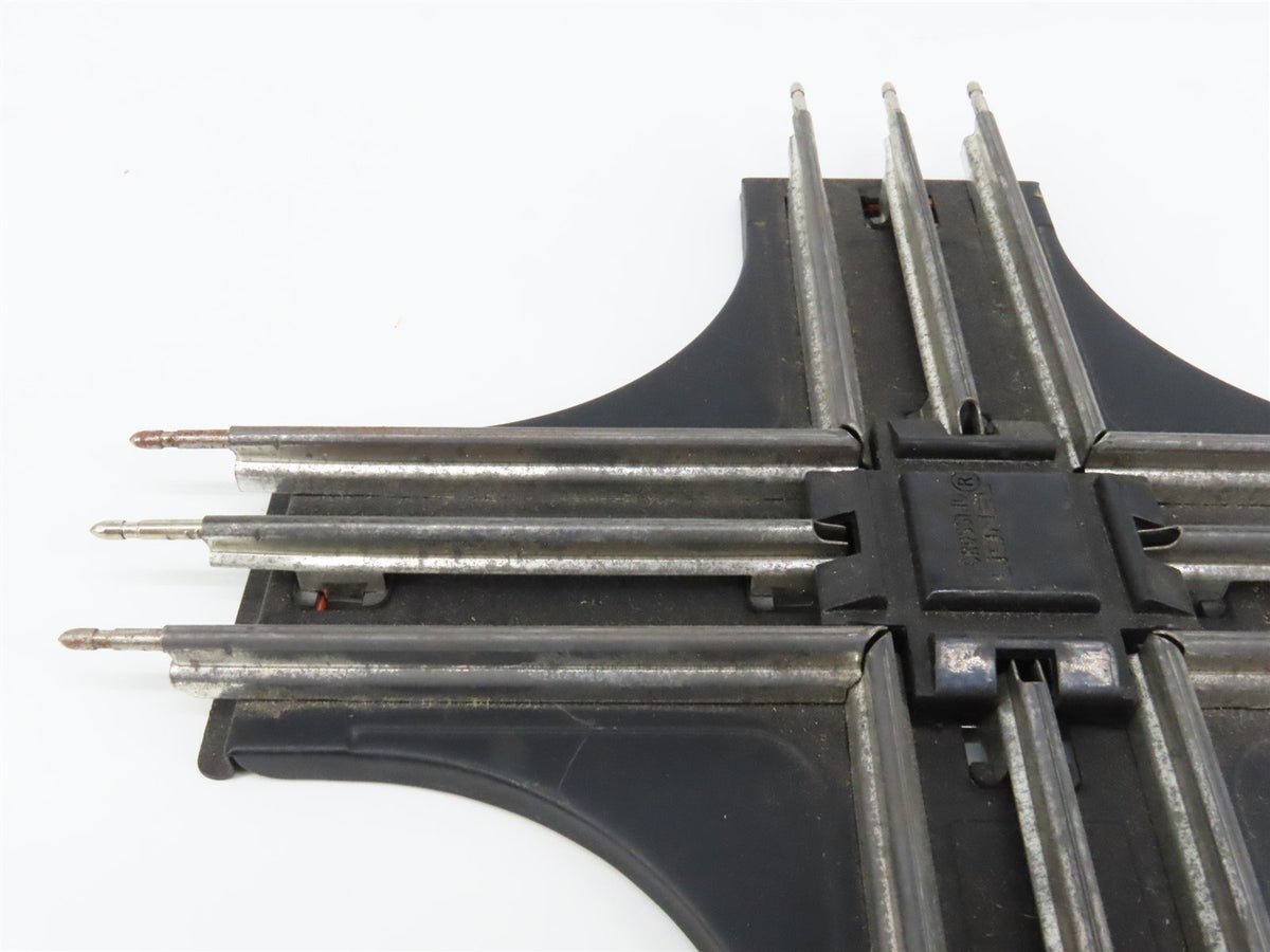 O Gauge 3-Rail Lionel 6-5540 90 Degree Crossover Track Section