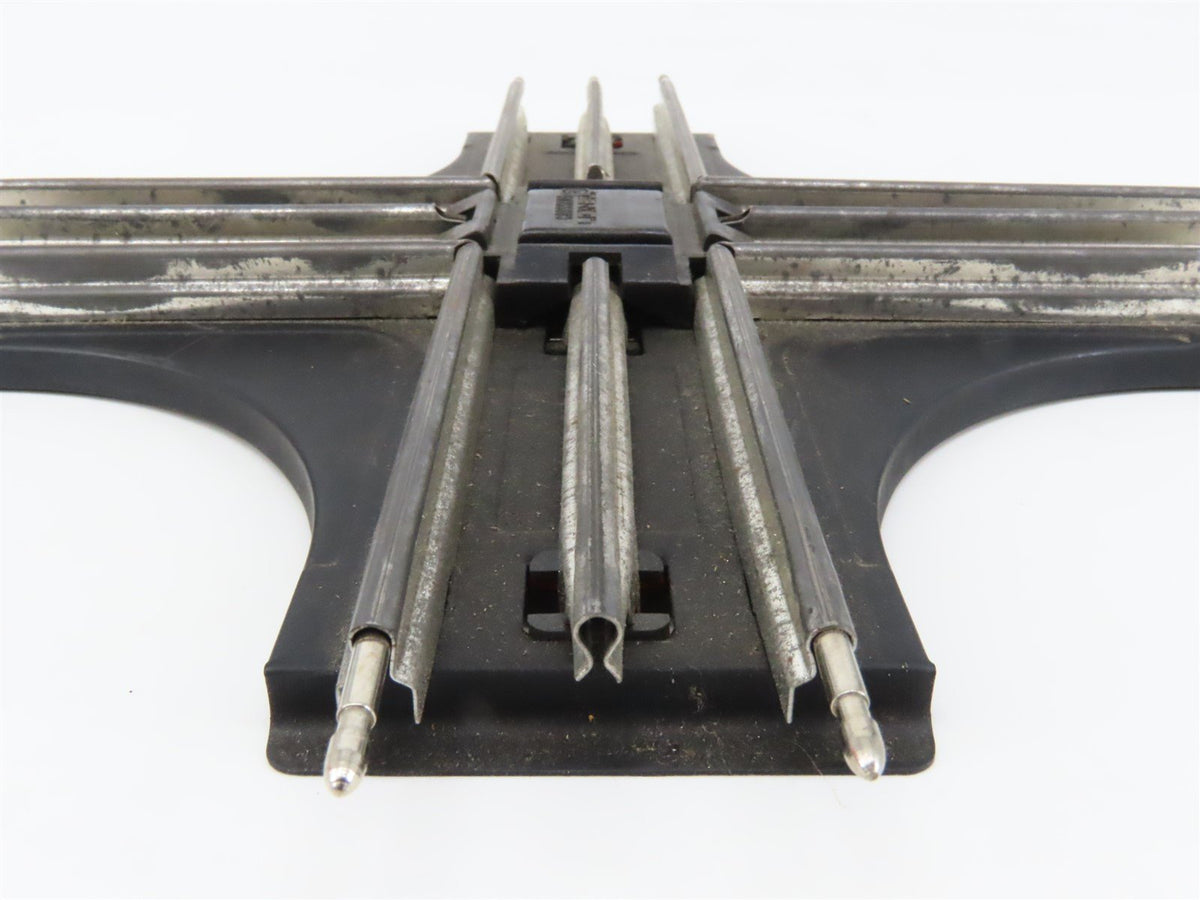 O Gauge 3-Rail Lionel 6-5540 90 Degree Crossover Track Section