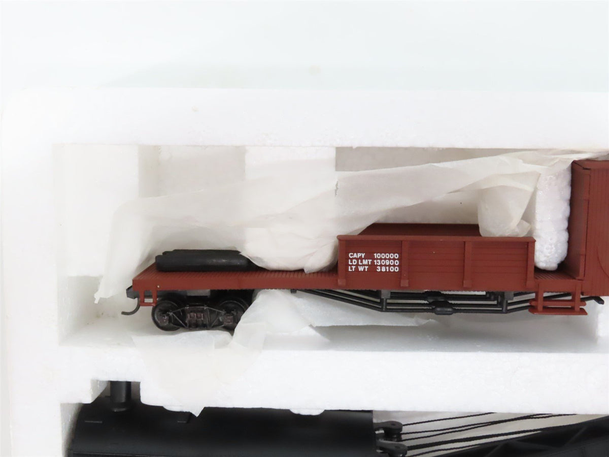 HO Scale Bachmann 46213 EL Erie Lackawanna Crane Car &amp; Boom Tender Set of 2