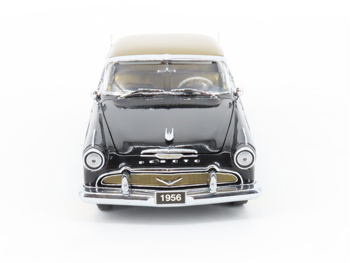 1:24 Scale Danbury Mint Die-Cast 1956 DeSoto Adventurer