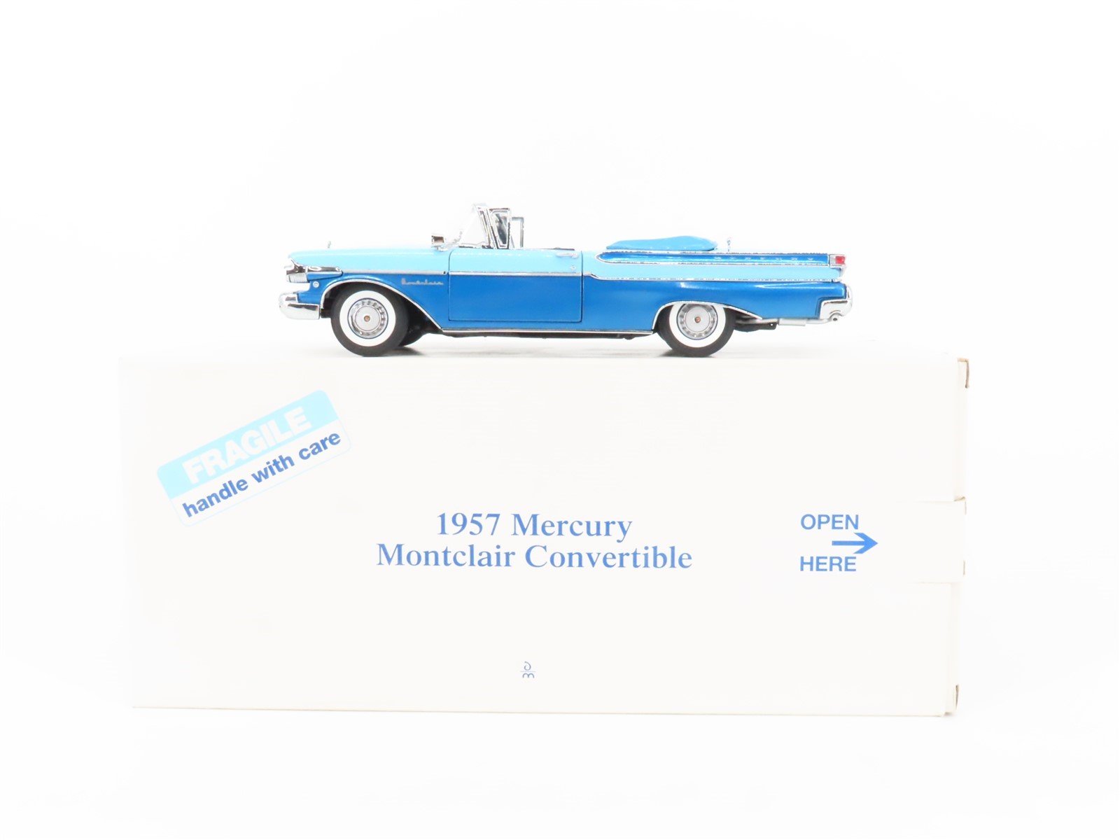 1:24 Scale Danbury Mint Die-Cast 1957 Mercury Montclair Convertible