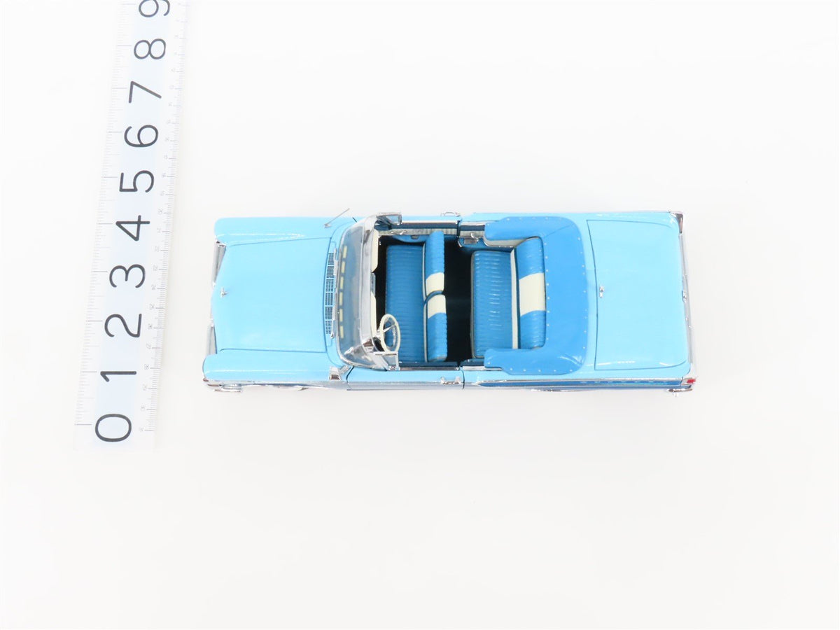 1:24 Scale Danbury Mint Die-Cast 1957 Mercury Montclair Convertible