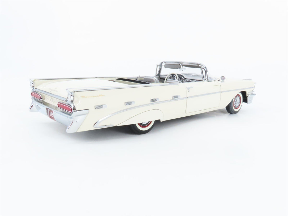 1:24 Scale Danbury Mint Die-Cast 1959 Pontiac Bonneville Convertible