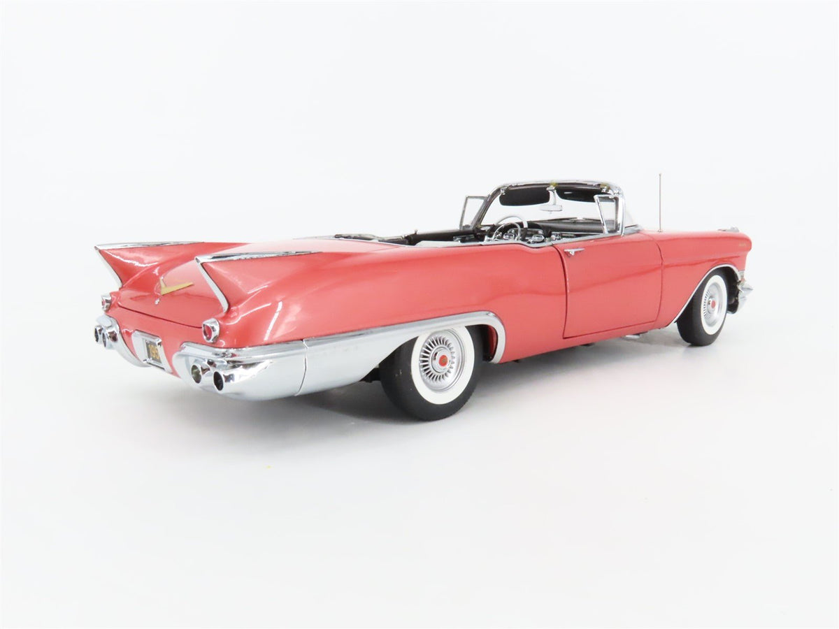 1:24 Scale Danbury Mint Die-Cast 1957 Cadillac Eldorado Biarritz