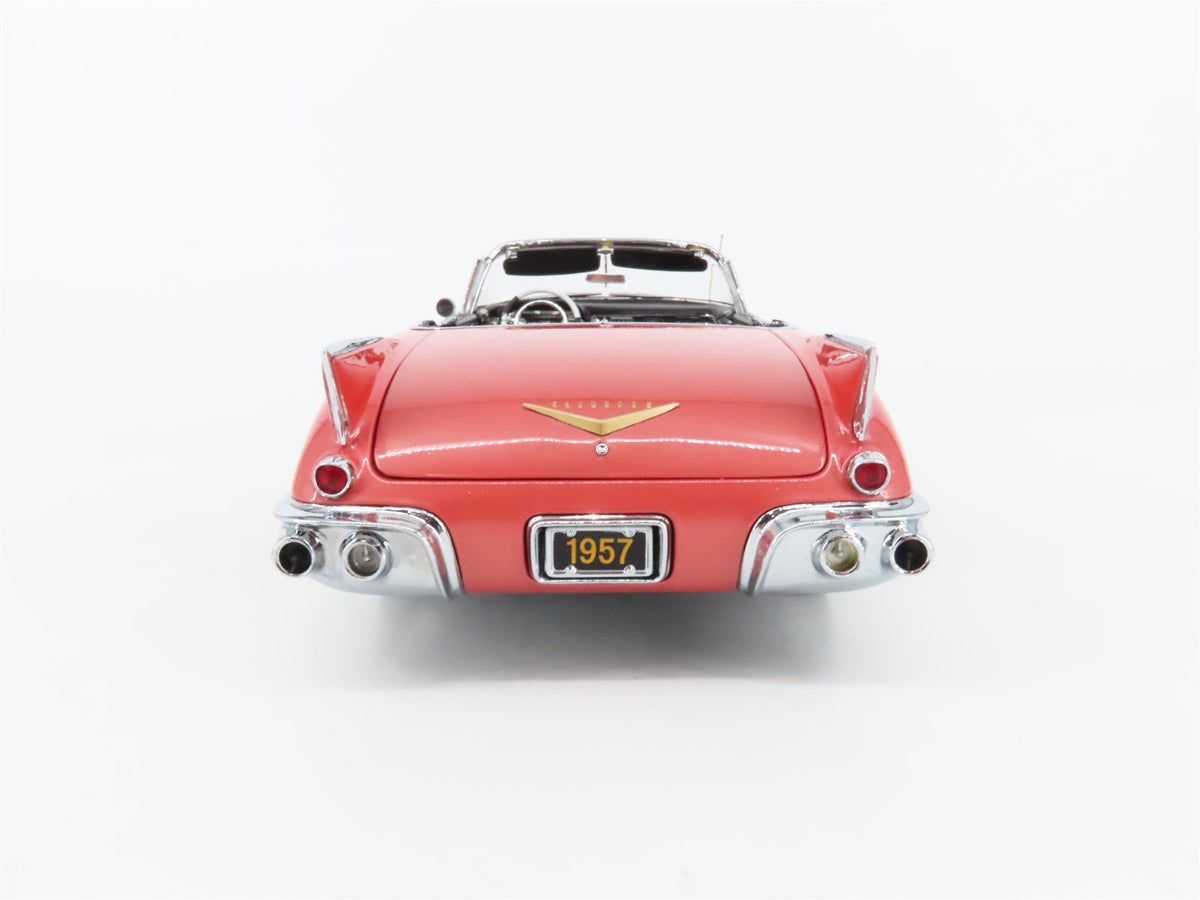 1:24 Scale Danbury Mint Die-Cast 1957 Cadillac Eldorado Biarritz
